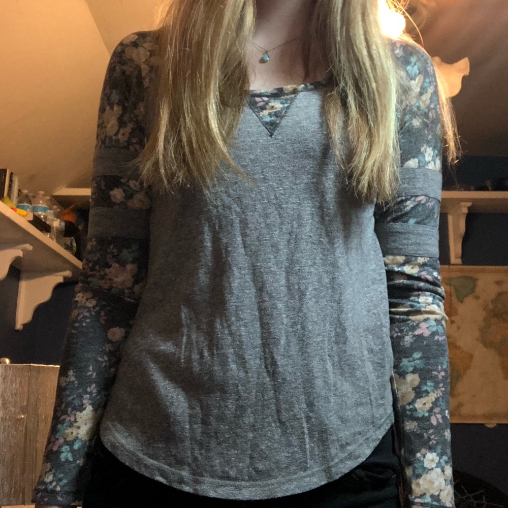 Long Sleeve Floral Tee